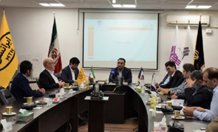 رونمایی از خودروی متصل به اینترنت توسط سایپا

